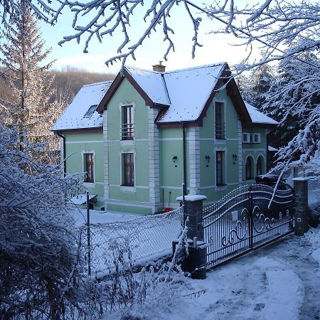 Penzión Zlatý Jeleň Košice Exterior foto